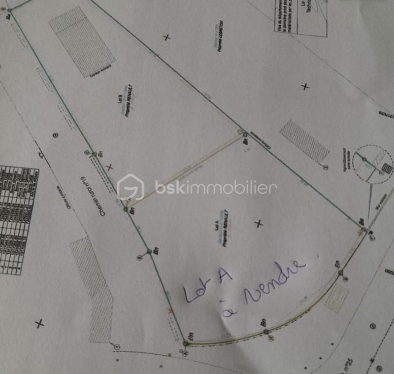 Terrain - 710 m²