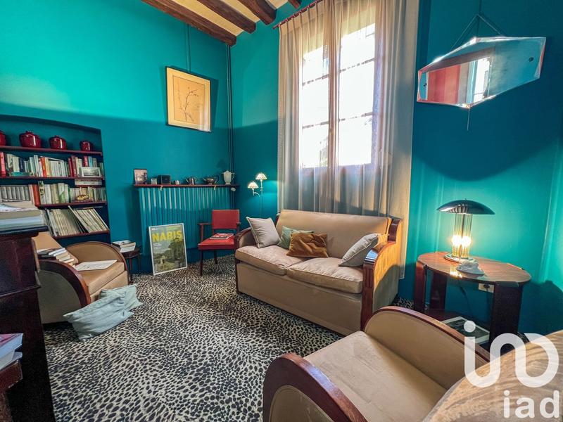 Maison - 280 m² - 8 pièces