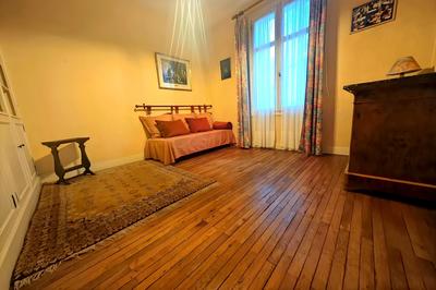 Maison ancienne - 219 m² - 10 pièces