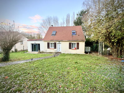 Maison - 140 m² - 5 pièces