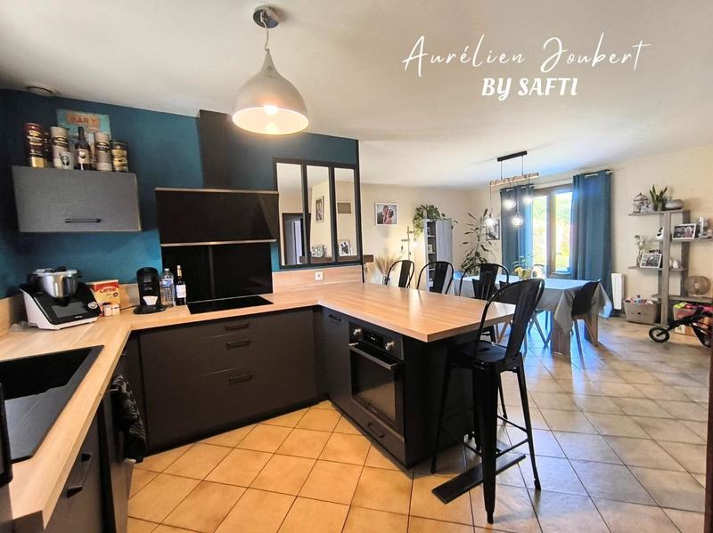 Maison - 115 m² - 5 pièces