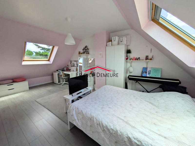 Maison - 100 m² - 6 pièces