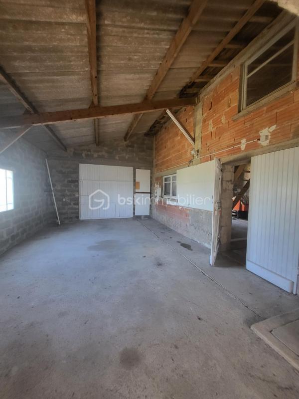 Maison en pierre - 97 m² - 4 pièces