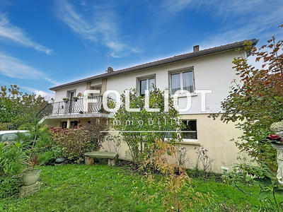 Maison - 138 m² - 8 pièces