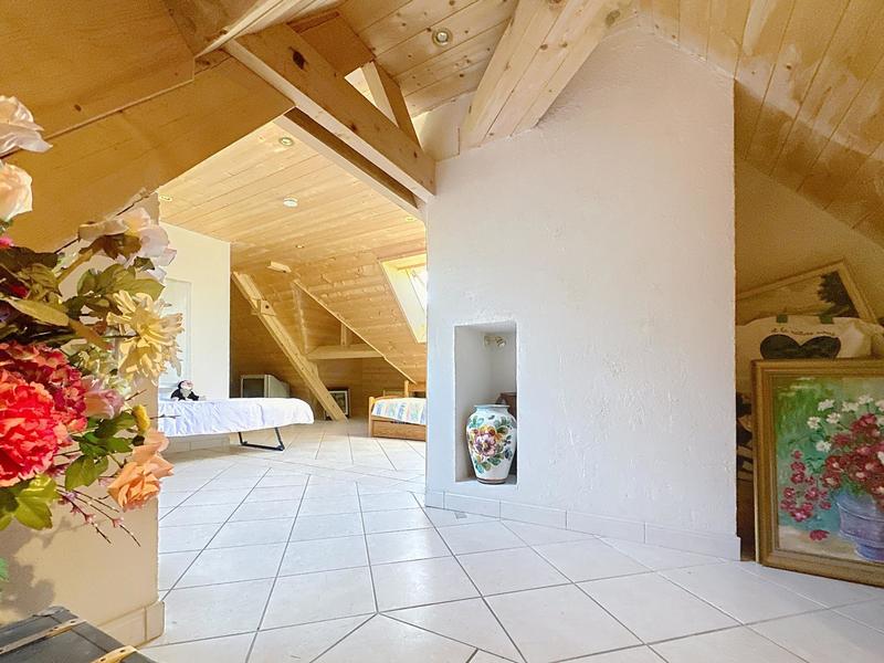 Maison - 297 m² - 11 pièces