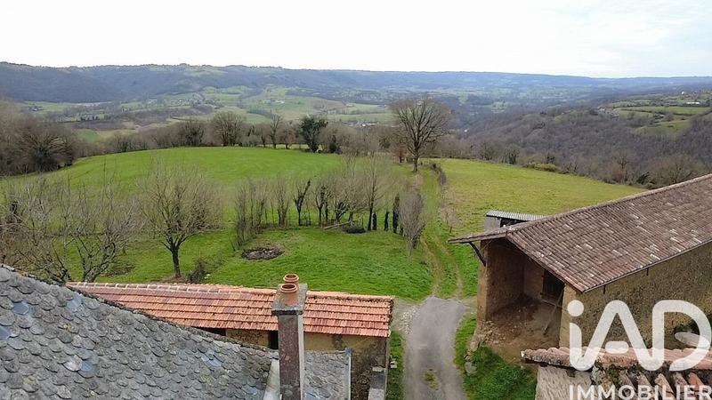 Maison - 300 m² - 10 pièces