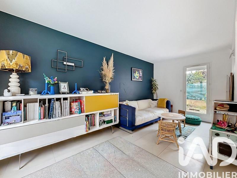 Maison - 224 m² - 9 pièces