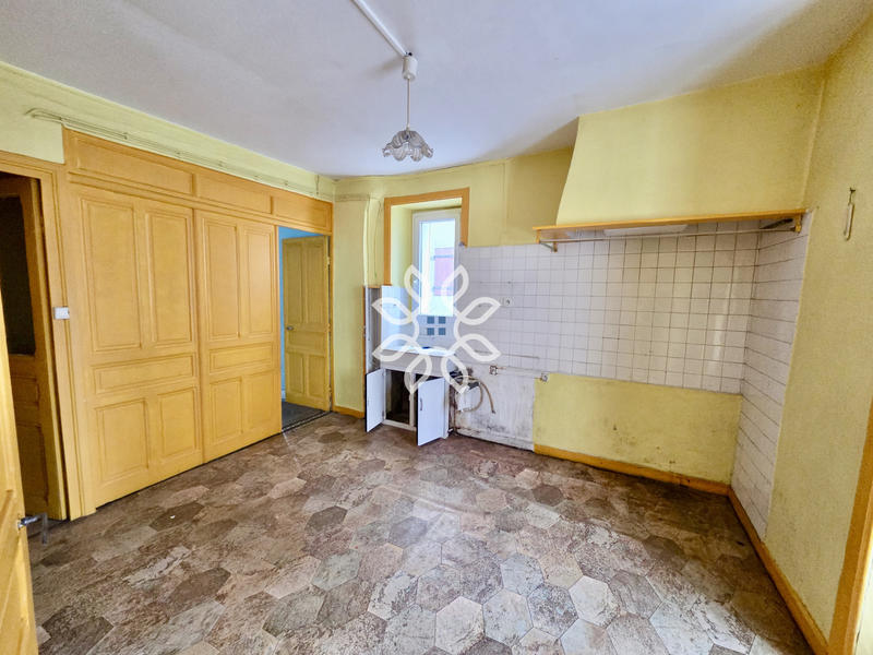 Maison de village - 95 m² - 5 pièces