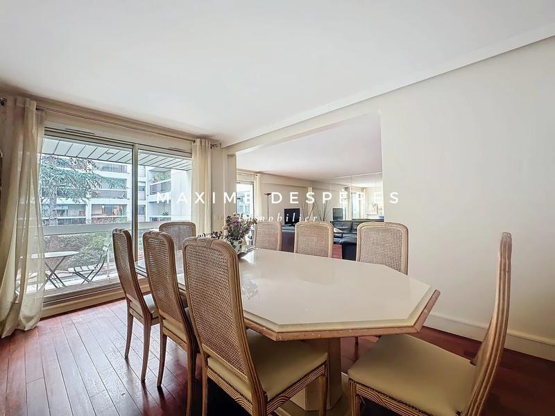 Appartement - 138 m² - 5 pièces