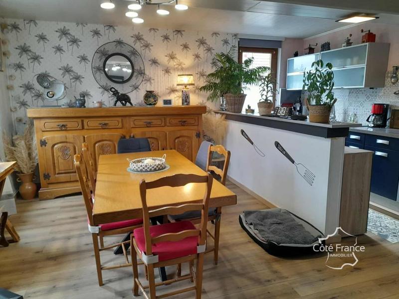 Maison de village - 100 m² - 5 pièces