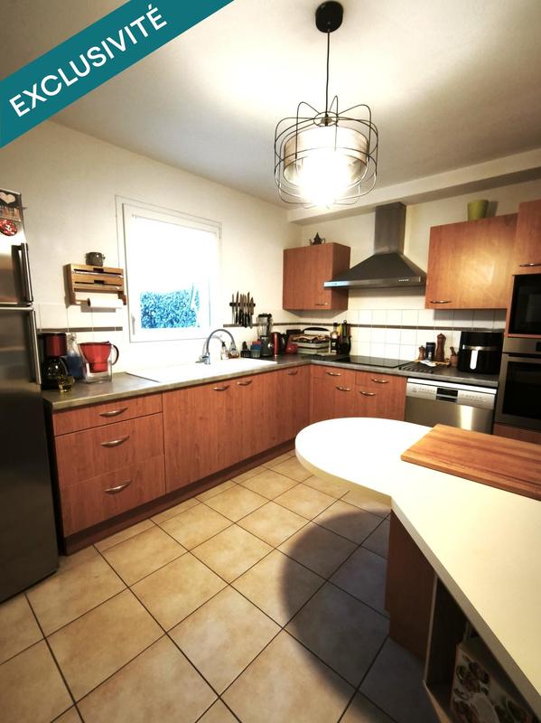 Maison - 99 m² - 4 pièces