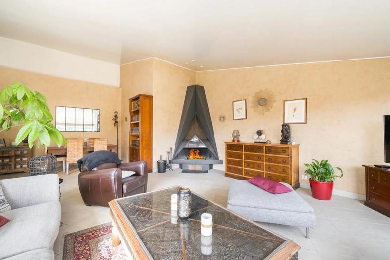 Maison - 197 m² - 6 pièces