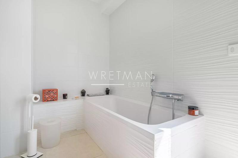 Appartement - 117 m² - 4 pièces