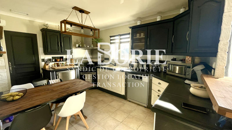 Villa - 94 m² - 4 pièces