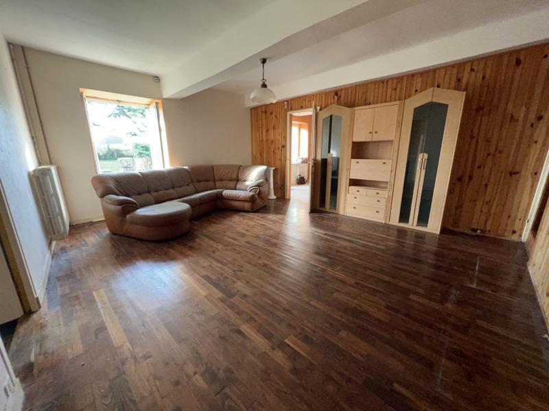 Maison - 104 m² - 5 pièces