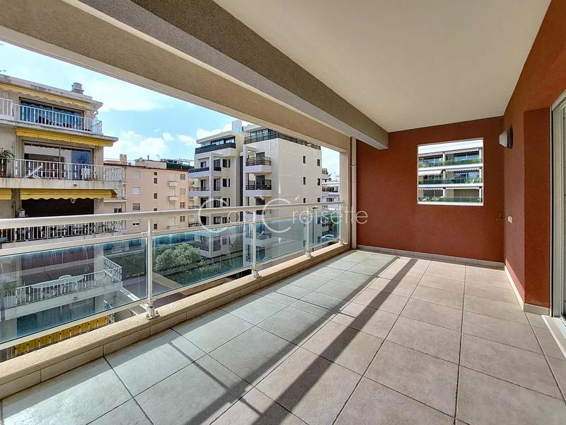 Appartement - 73 m² - 3 pièces