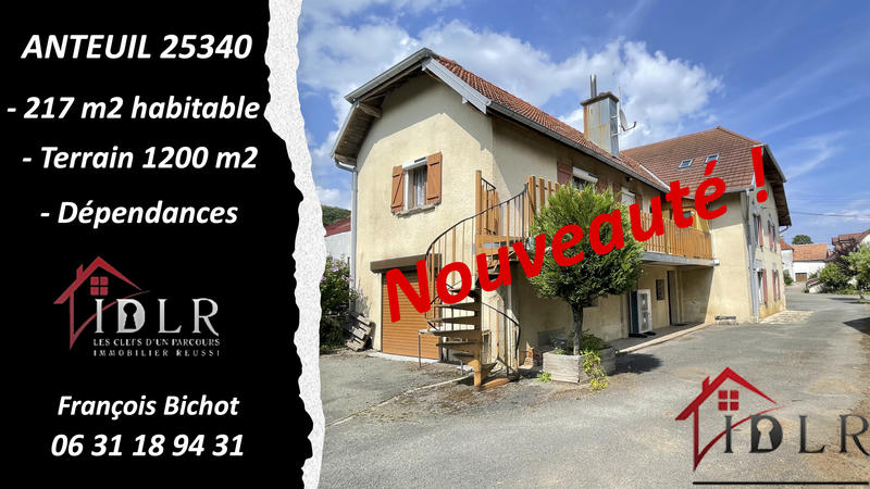 Maison de village - 217 m² - 9 pièces