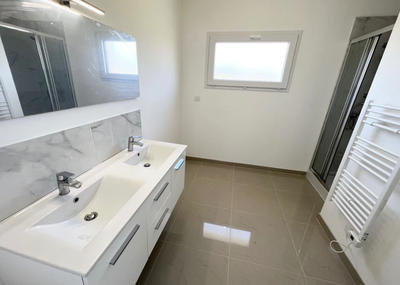 Maison - 110 m² - 4 pièces