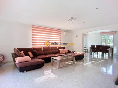 Maison - 147 m² - 4 pièces