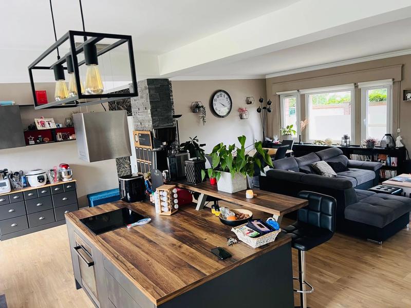 Maison - 191 m² - 7 pièces