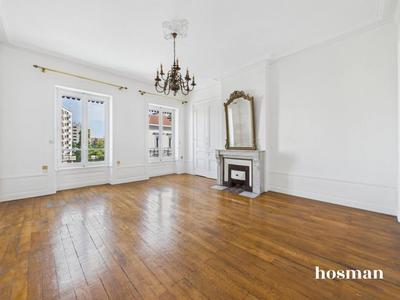 Appartement - 105 m² - 4 pièces