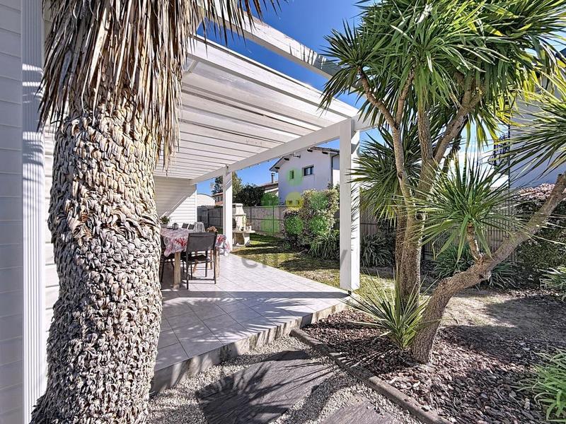 Pavillon - 120 m² - 5 pièces