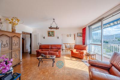 Appartement - 87 m² - 4 pièces