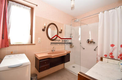 Maison - 142 m² - 8 pièces