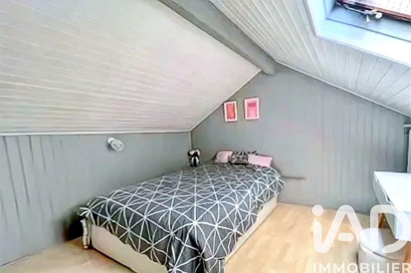 Maison - 80 m² - 5 pièces