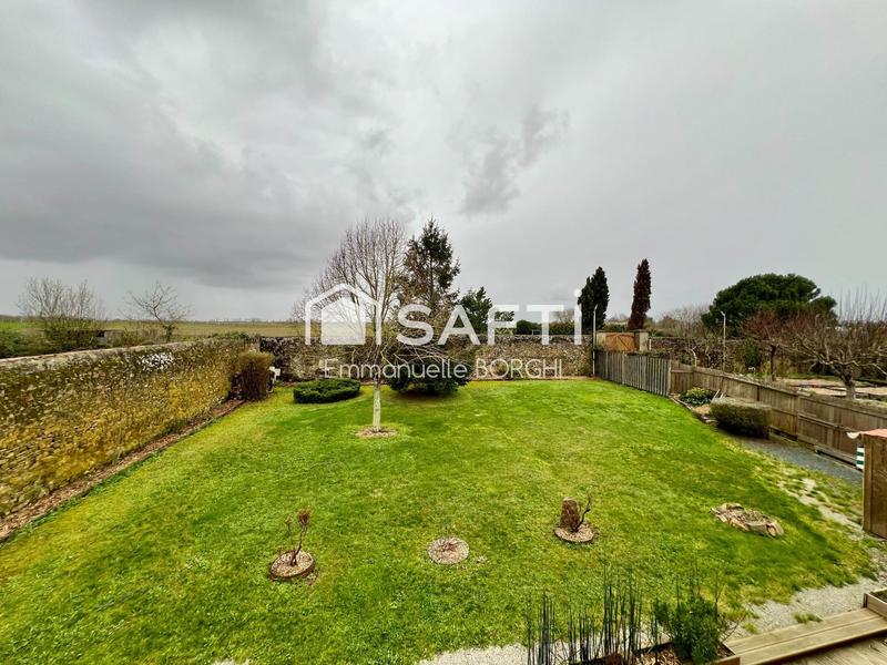 Maison - 1 032 m² - 12 pièces