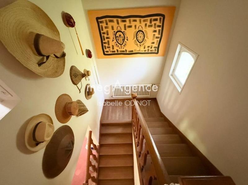 Longère - 233 m² - 8 pièces