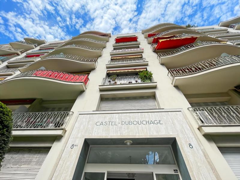 Studio - 30 m² - 1 pièce