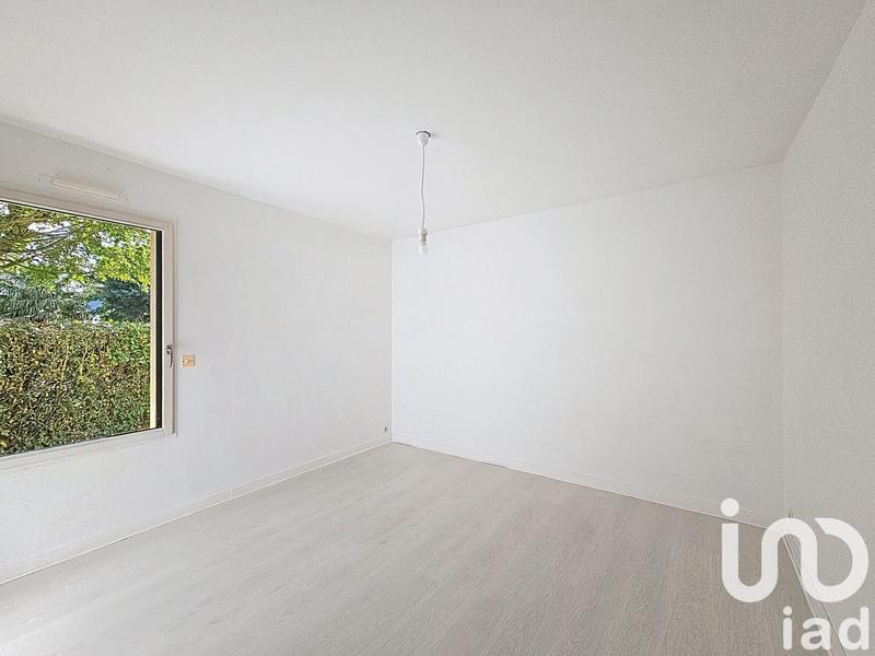 Maison - 197 m² - 9 pièces