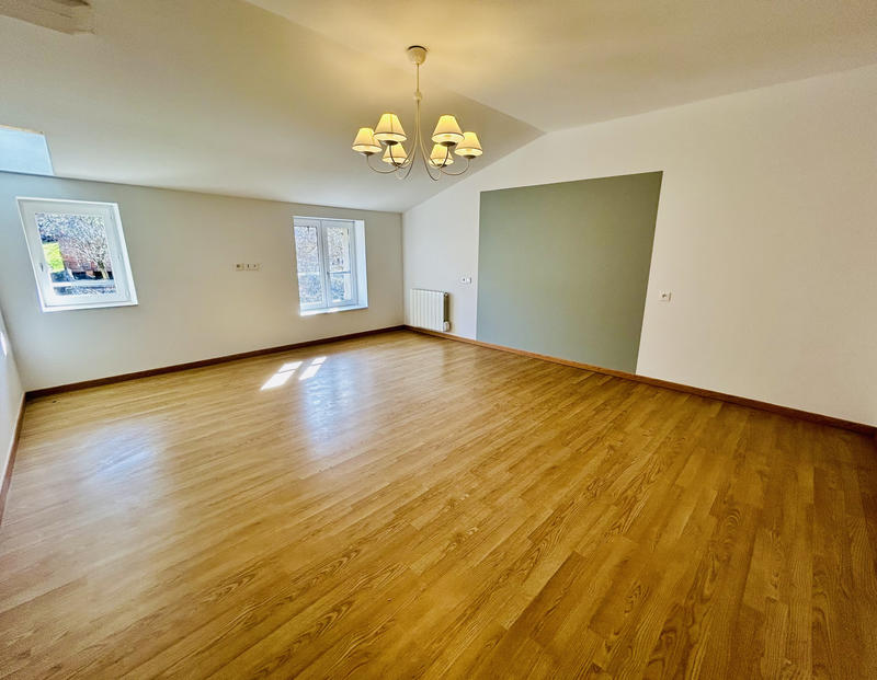 Maison - 190 m² - 7 pièces