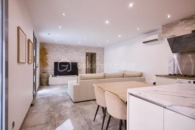 Appartement - 86 m² - 4 pièces