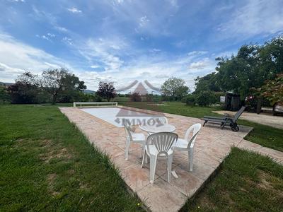 Villa - 134 m² - 6 pièces