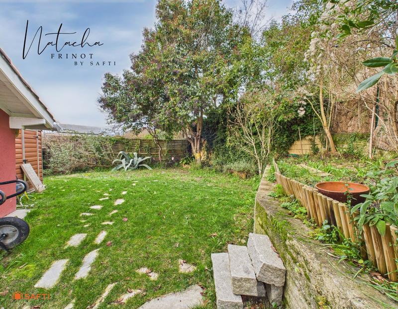 Maison - 210 m² - 5 pièces