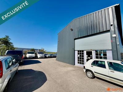 Local commercial - 162 m² - 4 pièces