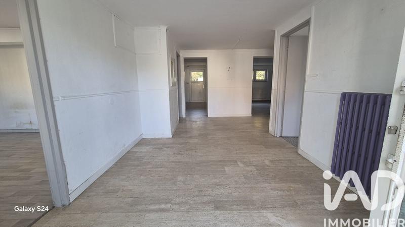 Maison - 180 m² - 9 pièces