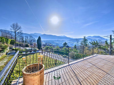 Maison - 200 m² - 7 pièces