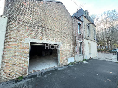 Immeuble - 145 m² - 9 pièces