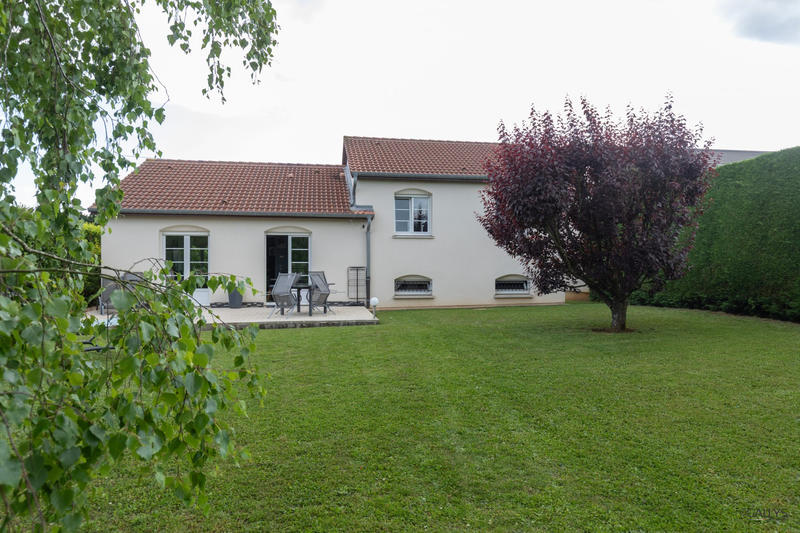 Maison - 145 m² - 5 pièces