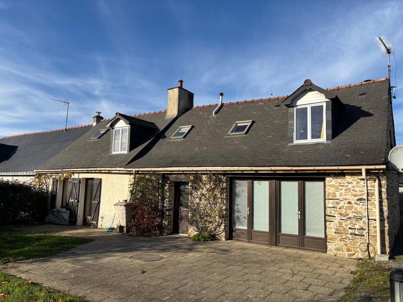 Maison - 262 m² - 6 pièces