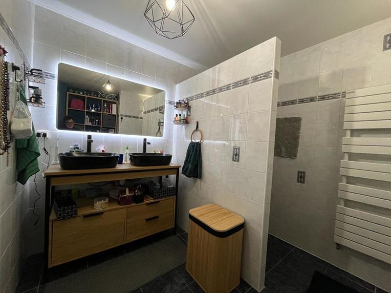 Maison - 138 m² - 7 pièces