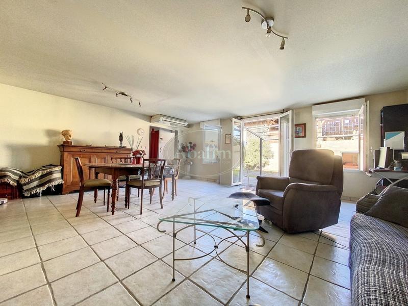 Maison - 185 m² - 6 pièces