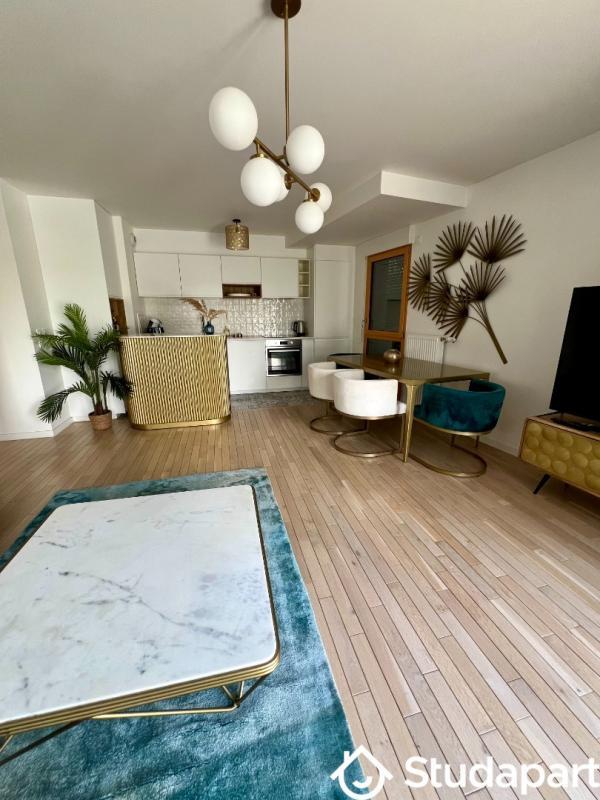 Chambre - 13 m² - 1 pièce