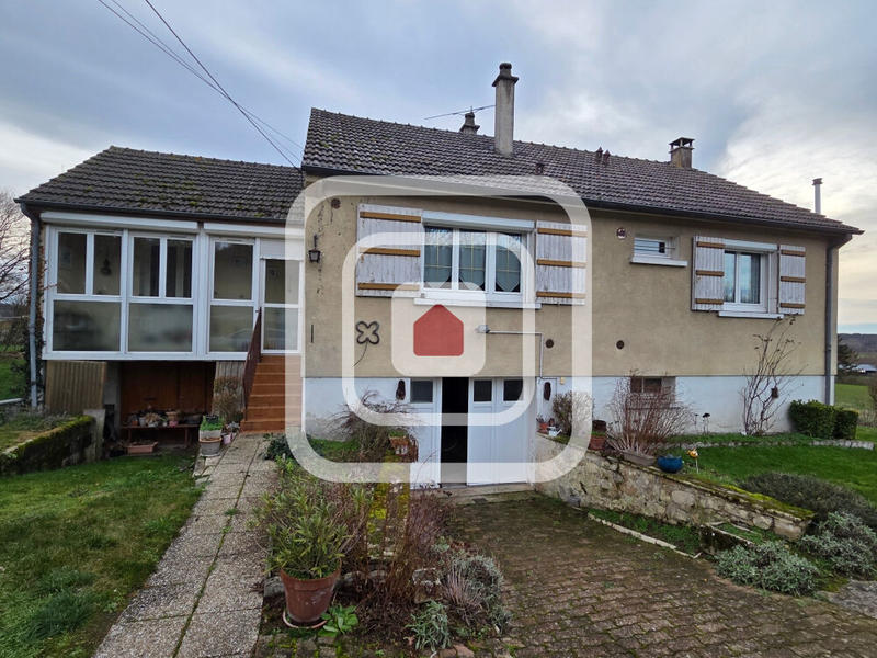 Maison - 95 m² - 5 pièces