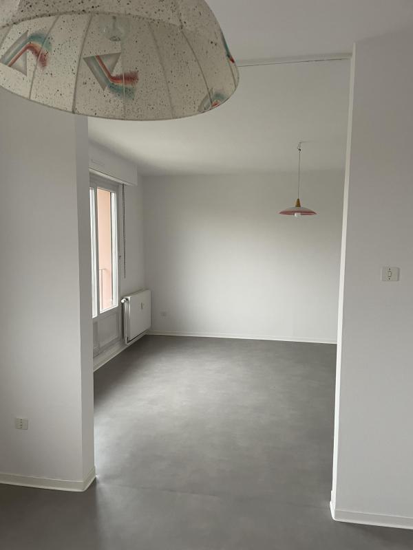 Appartement ancien - 82 m² - 4 pièces