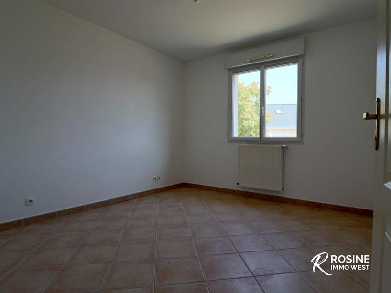 Maison - 99 m² - 5 pièces