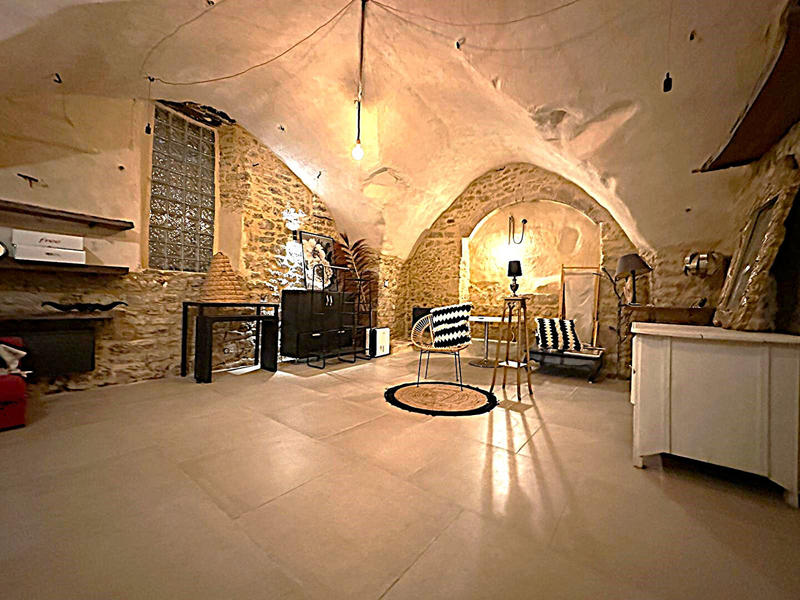 Maison - 215 m² - 6 pièces